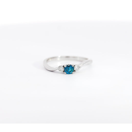 1/3 CTW Natural Blue and White Diamond Curved Mini Three Stone Ring in 14K White Gold