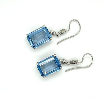 Boucles d'oreilles pendantes en or blanc 18K avec spinelle taille émeraude et diamants – Assay Jewelers