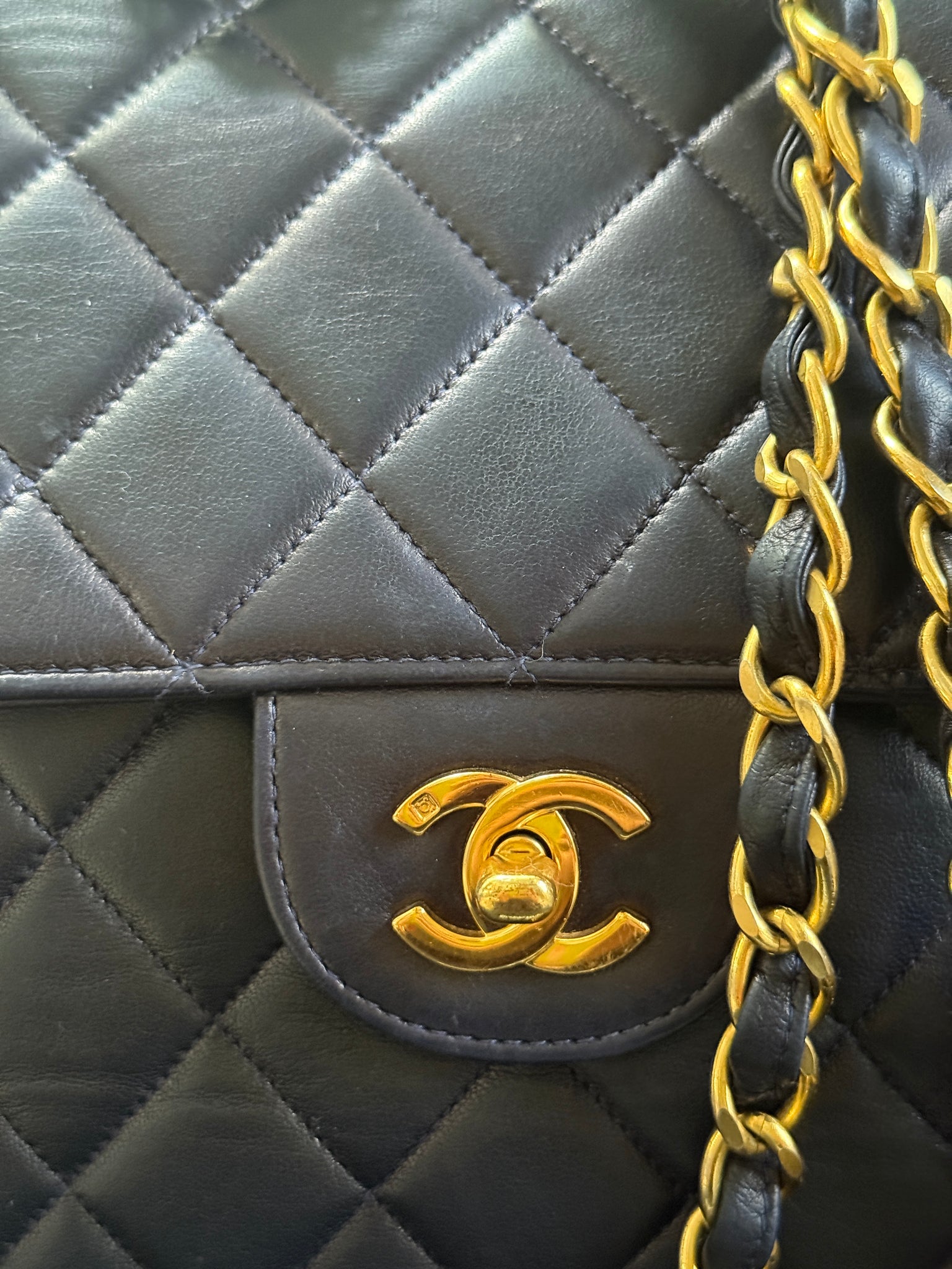 1990s Super Rare Chanel Vintage Jumbo Single Flap Lambskin Navy Blue Crossover