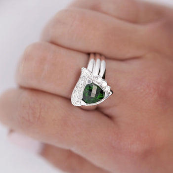 2.50 Carat Triangle Checkerboard Tsavorite & Diamond White Gold Statement Ring – Assay Jewelers