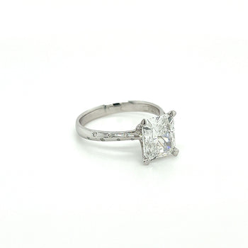 2.82 Carat Radiant Cut Lab Grown Diamond Ring in 18K White Gold IGI Certified – Assay Jewelers