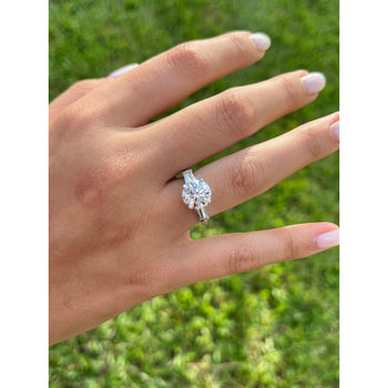 3 Carat Round Lab Grown Diamond With Baguette Diamond Side Stones in Vintage Platinum Ring – Assay Jewelers