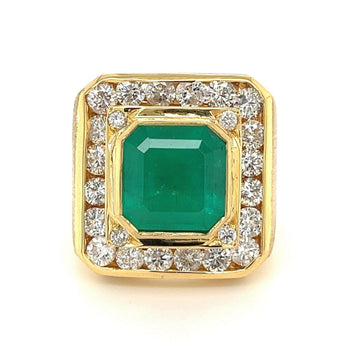 5 Carat Emerald Mens Ring With Round Diamond Halo in 18k Yellow Gold – Assay Jewelers