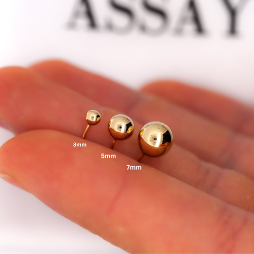 5mm Classic 14K Yellow Gold Ball Stud Earrings In Screw Backs