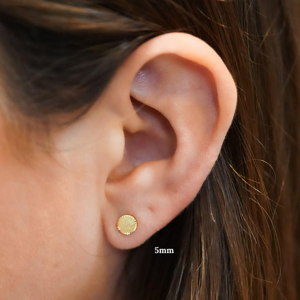5mm Frosted Matte Round Screw Back 14K Gold Stud Earrings