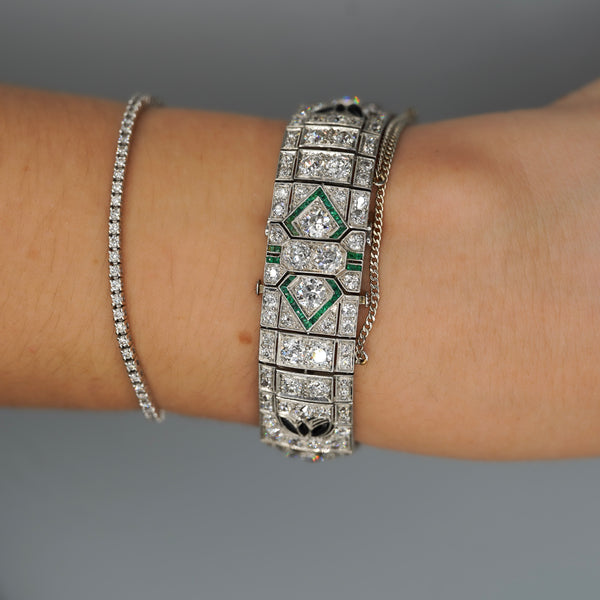 Art Deco Old-European Cut Diamond, Emerald and Onyx Platinum Bracelet