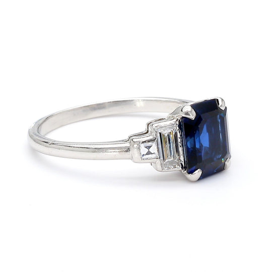 Cartier Paris Art Deco Royal Blue 2.3 Carat No Heat Sapphire and Diamond Ring