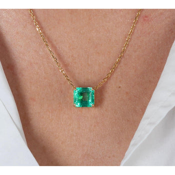 txt
Collier à maillons flottants en or 18K avec émeraude colombienne de 4,38 carats – Assay Jewelers
