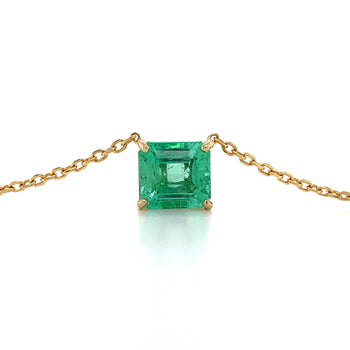 Collier flottant à maillons en or 18K avec émeraude colombienne de 4,38 carats – Assay Jewelers
