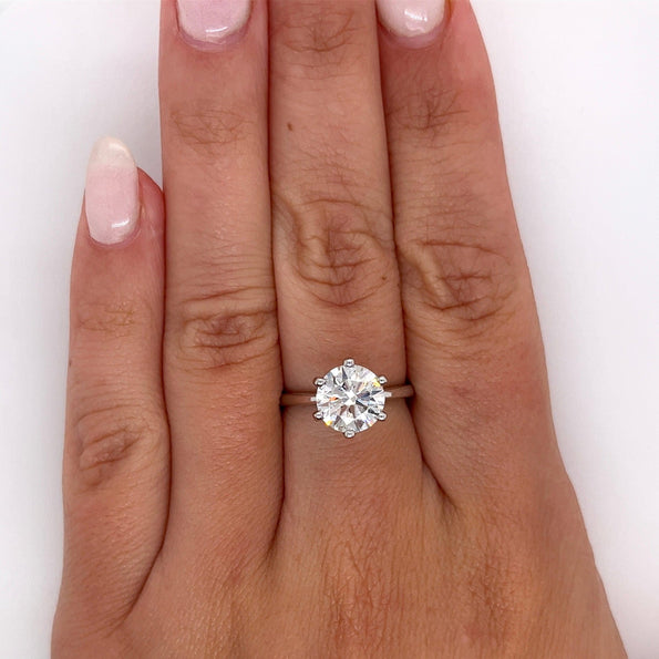 IGI Certified 2.26 CT G/VS2 Round Cut Lab Diamond 6-Prong Ring