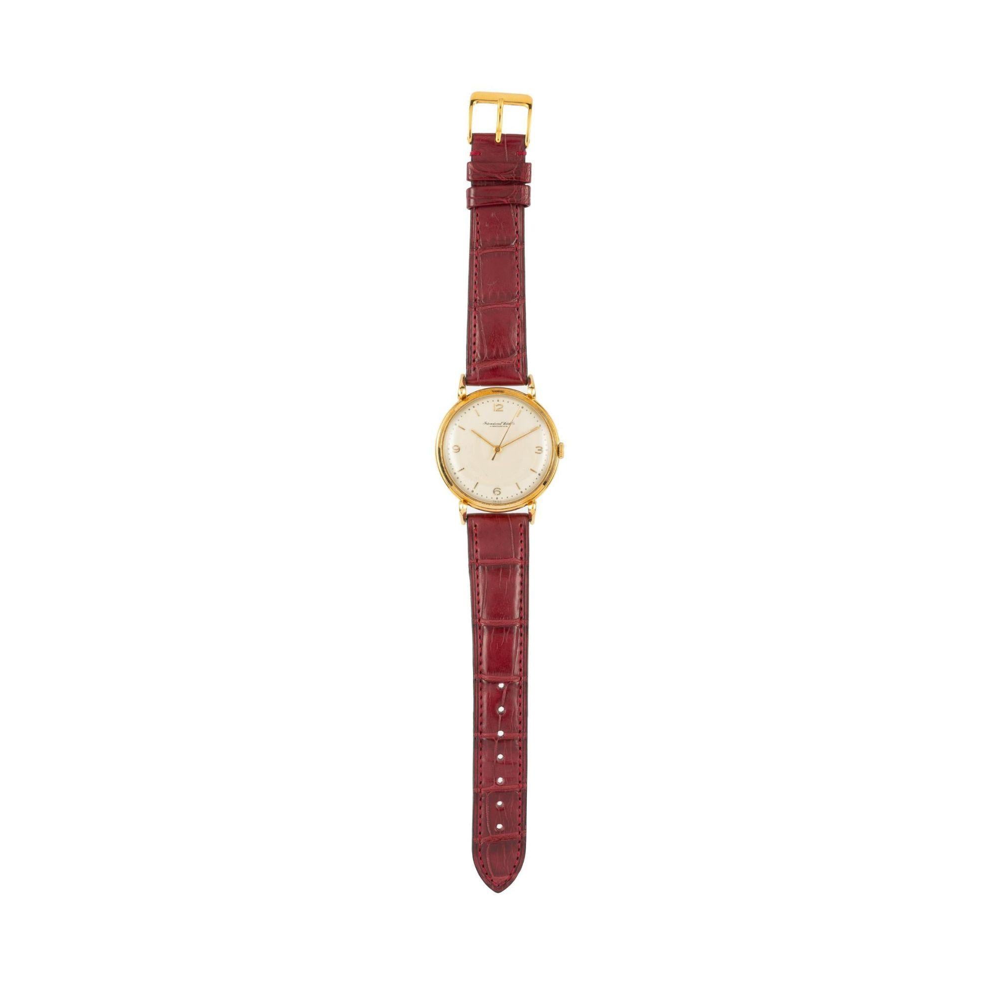 IWC Schaffhausen Manual 36mm 18K Gold Vintage Watch Circa 1940s
