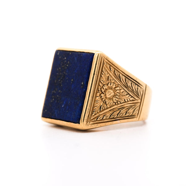 Vintage Lapis Lazuli 18K Gold Floral Engraved Square Mens Signet Ring