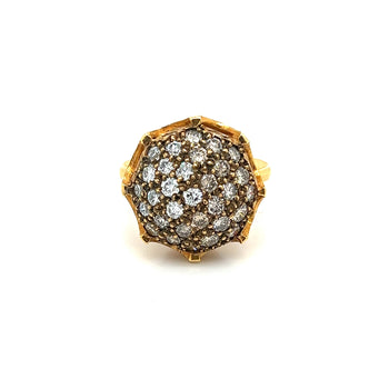 Bague Anciens rétro en or jaune 22K sculpté et cluster de diamants ronds – Assay Jewelers