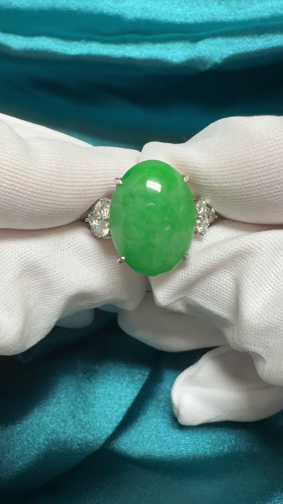 Certified 15 Carat Jadeite Jade A Fei Cui and Diamond Split Platinum Ring